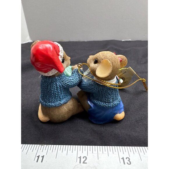 Charming Tails "Lets Exchange A Kiss" Hersheys Kisses Ornament Braford Exchange - Picture 2 of 7